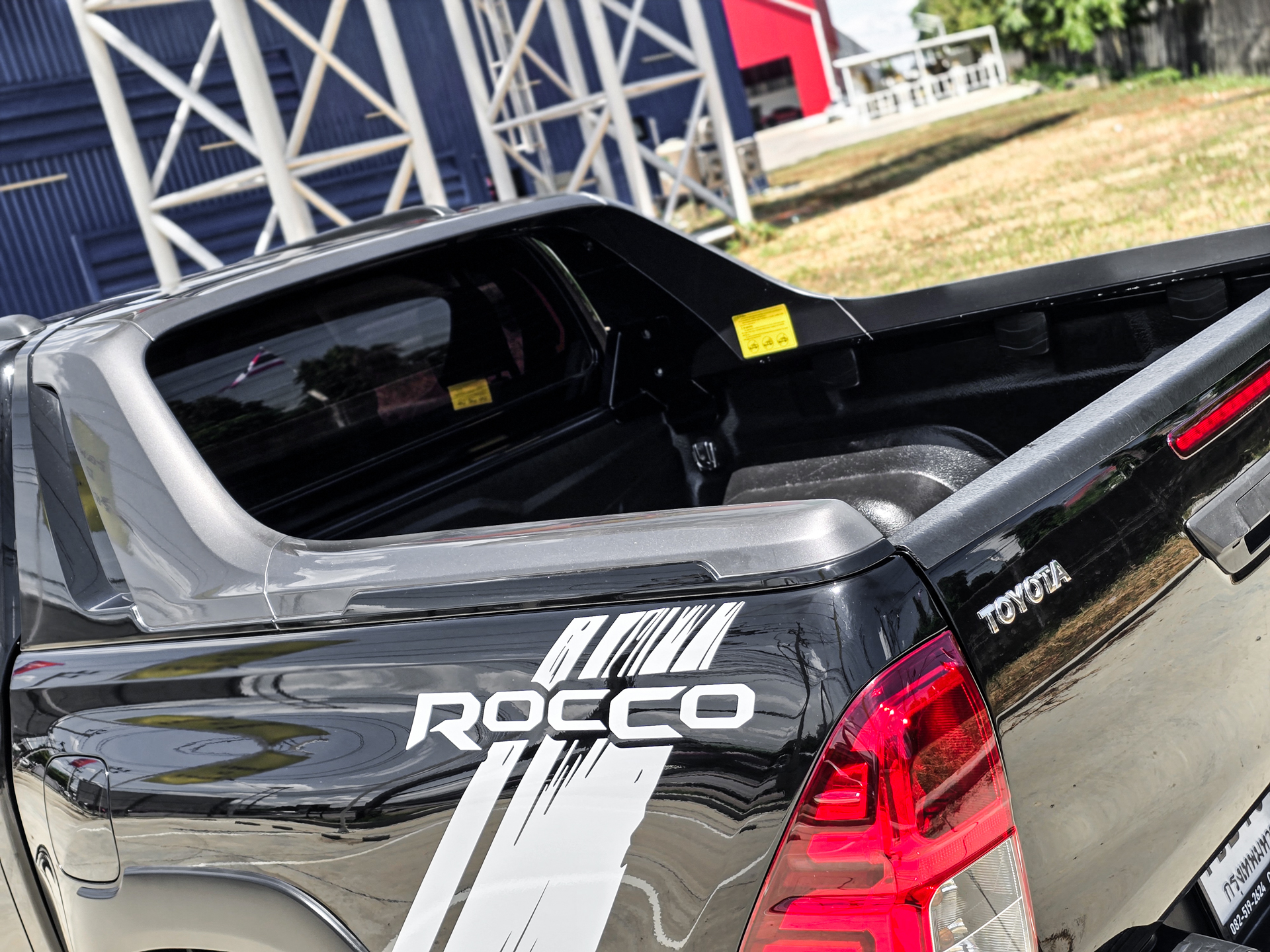 รูปภาพที่ 4 ของ TOYOTA REVO ROCCO 2.8 PRERUNNER AT ปี 2019
