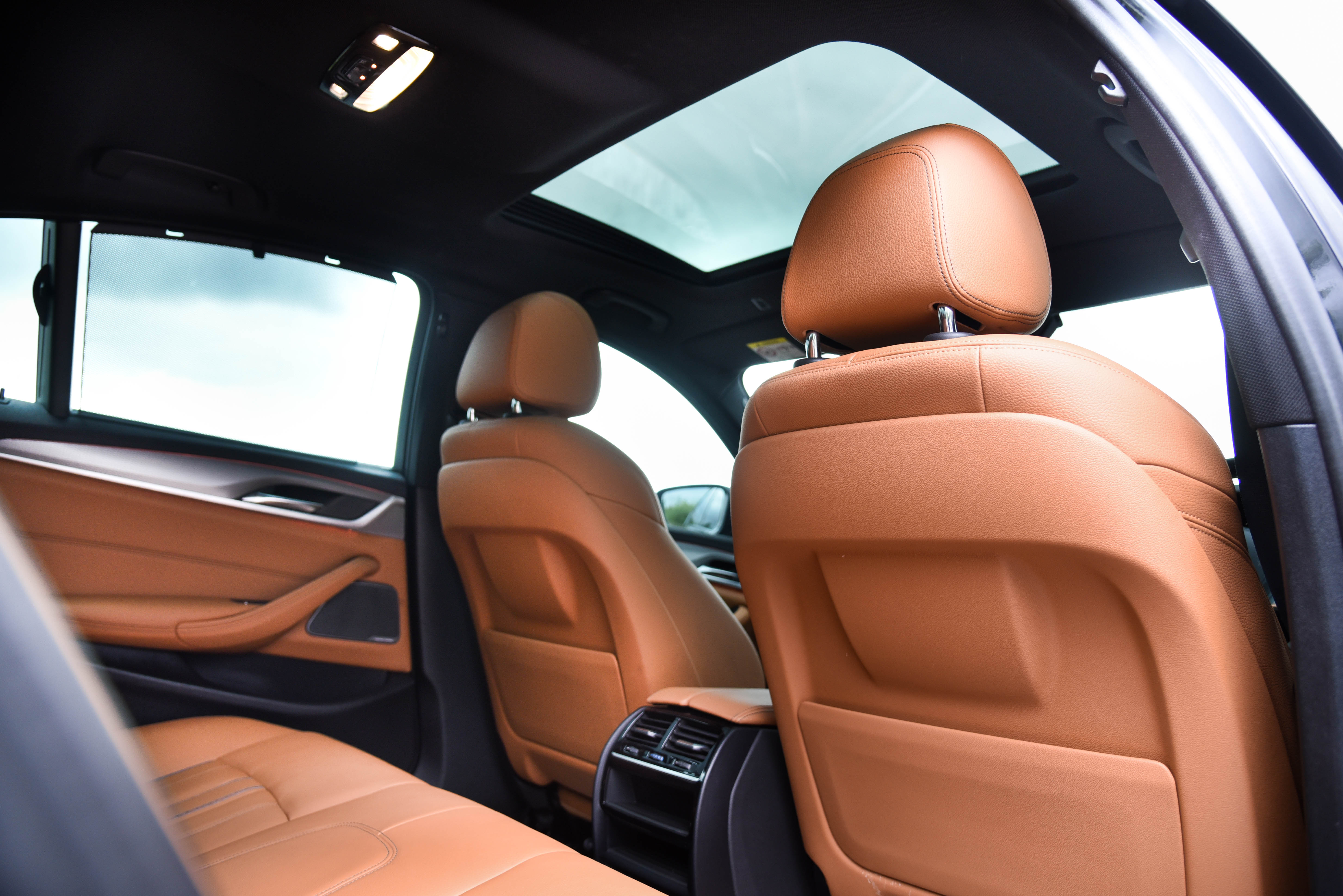 รูปภาพที่ 19 ของ BMW 530e  M Sport G30 AT 2019