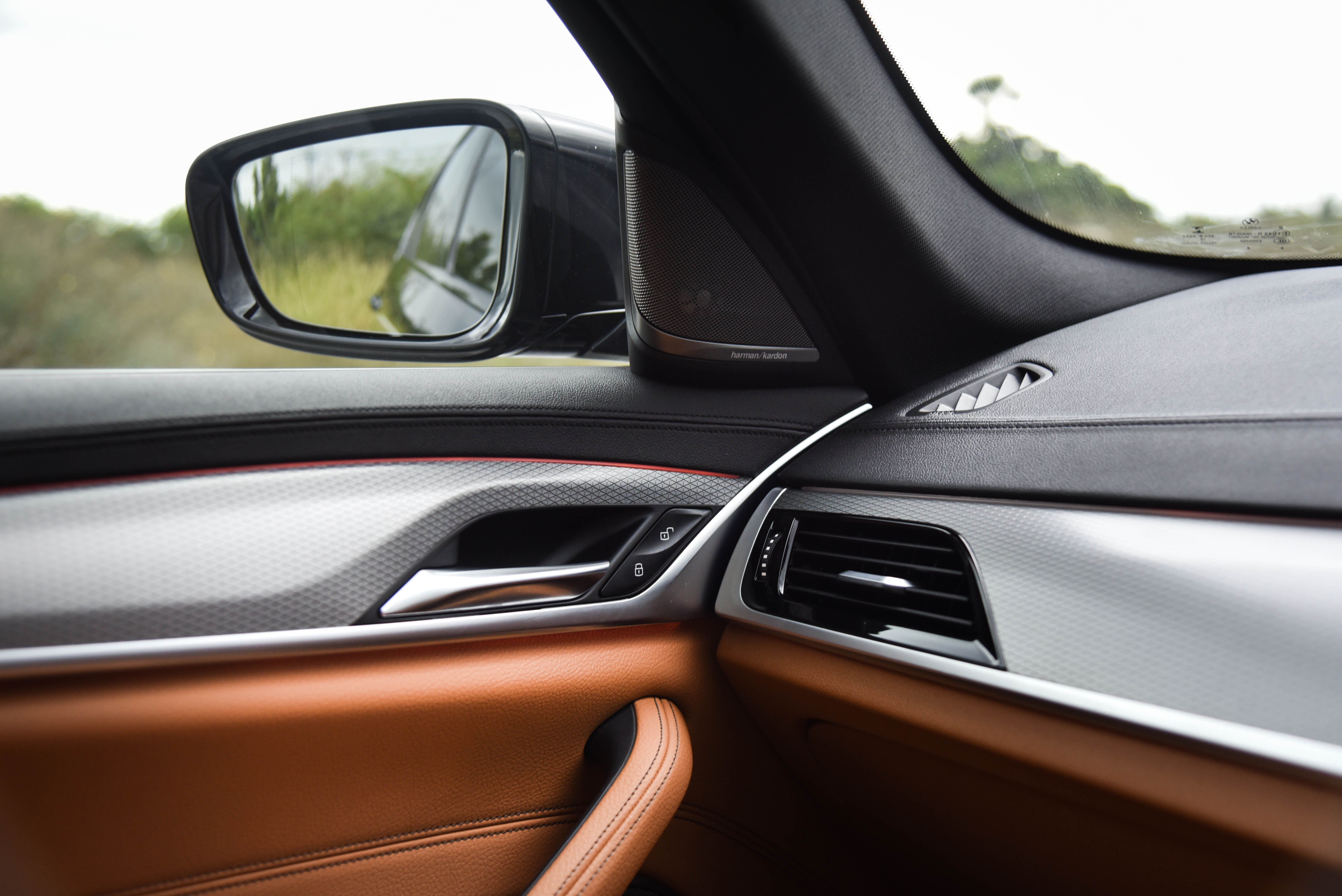 รูปภาพที่ 27 ของ BMW 530e  M Sport G30 AT 2019
